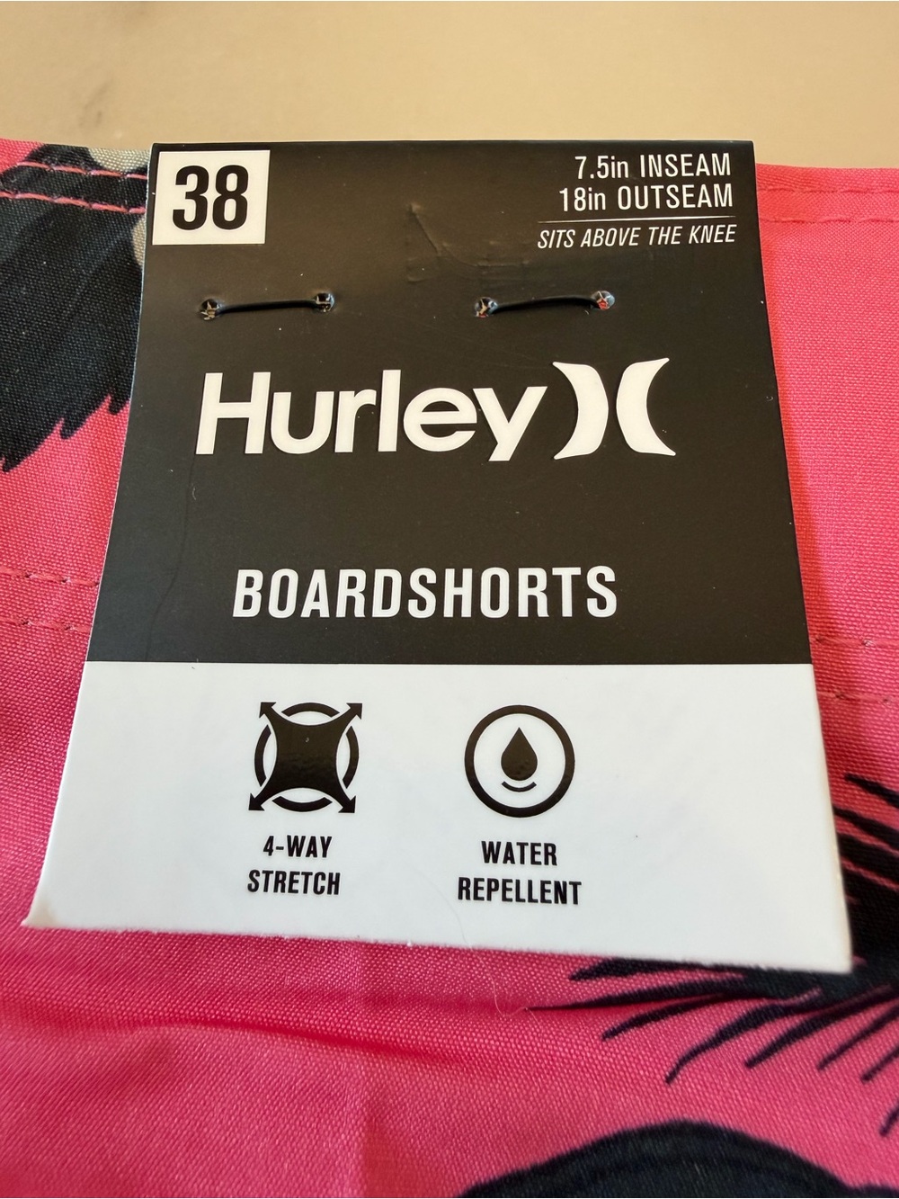 Hurley Men’s Pink Hibiscus Boardshorts - Picture 4 of 5
